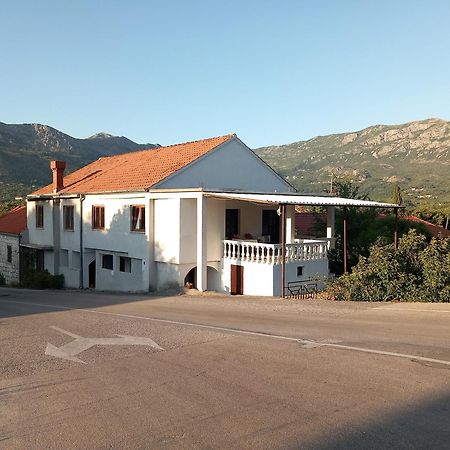 Amma Rooms Gruda Екстериор снимка