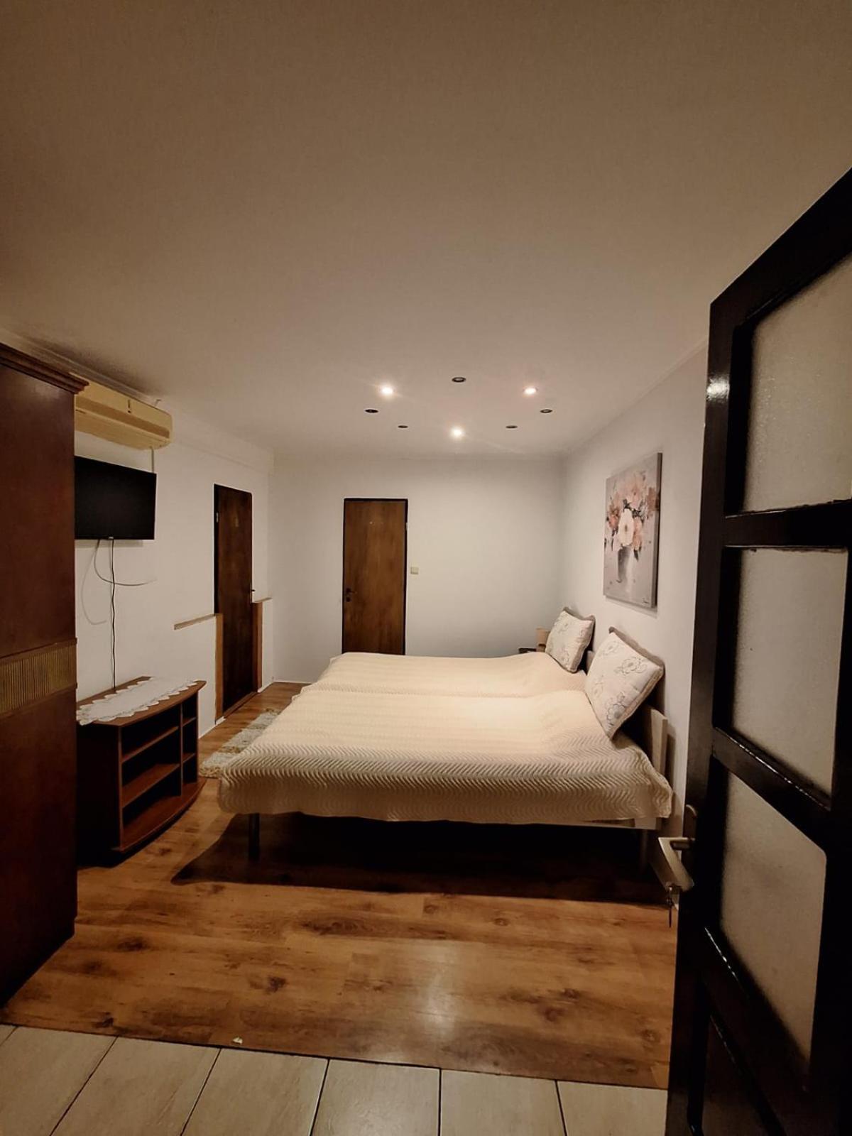Amma Rooms Gruda Екстериор снимка