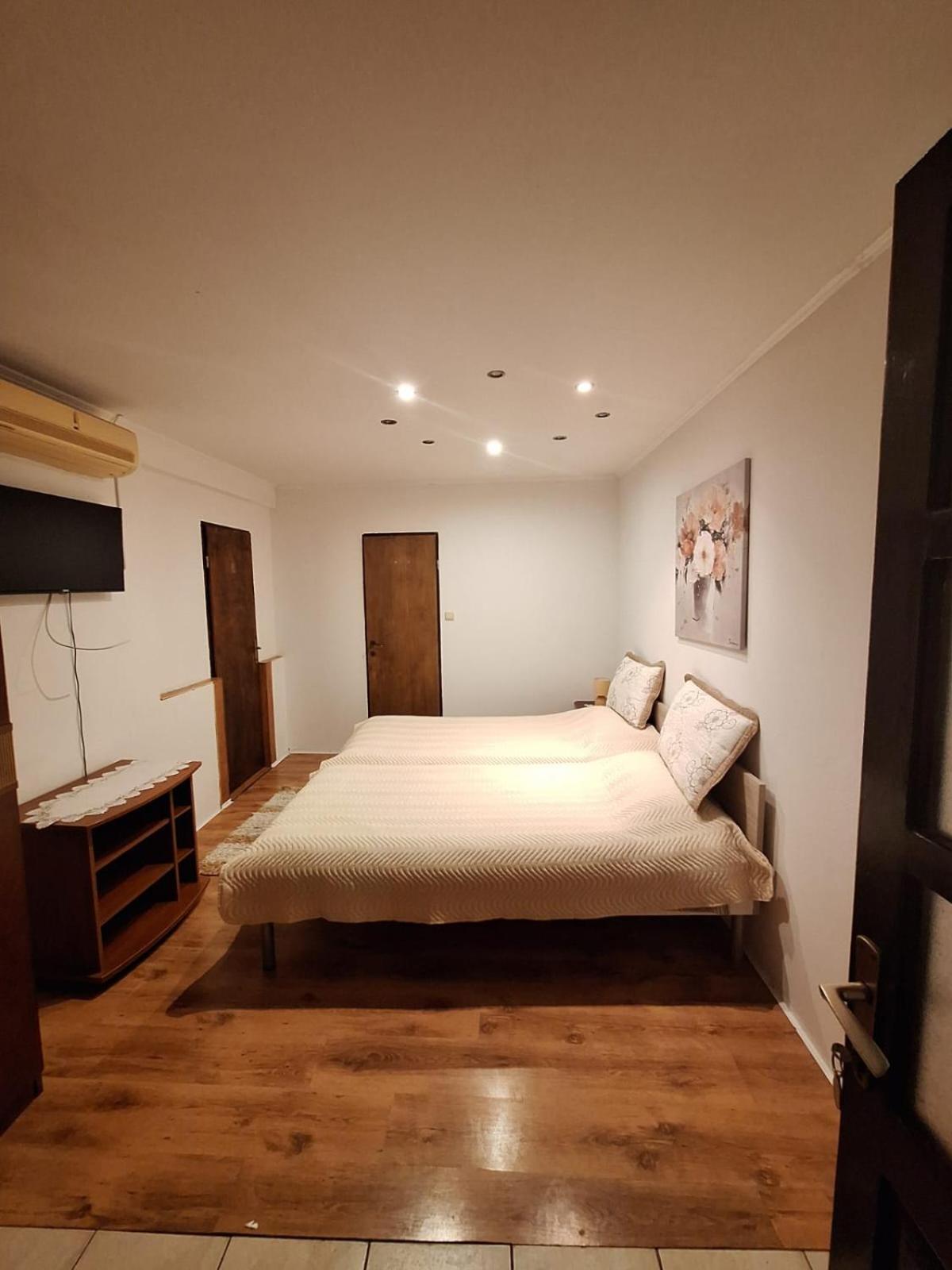 Amma Rooms Gruda Екстериор снимка