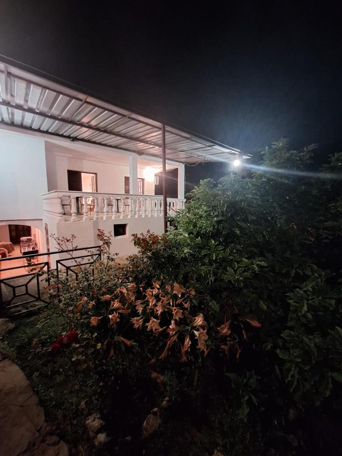 Amma Rooms Gruda Екстериор снимка